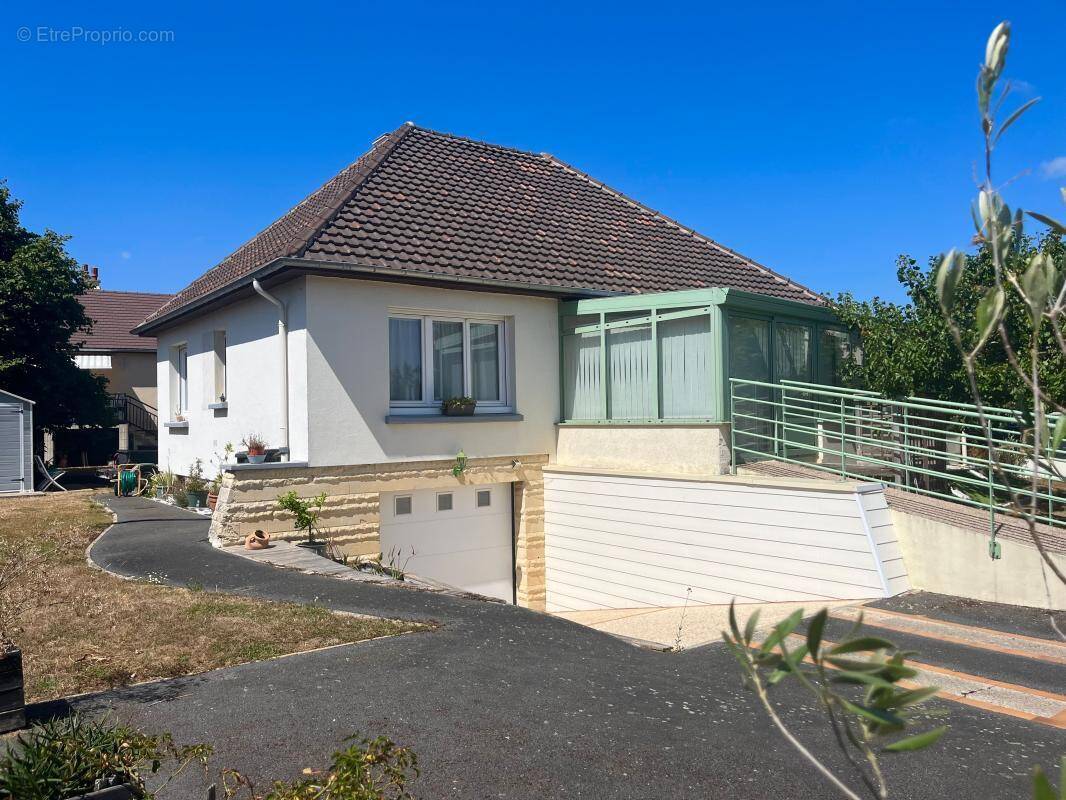 Maison à FRENOUVILLE