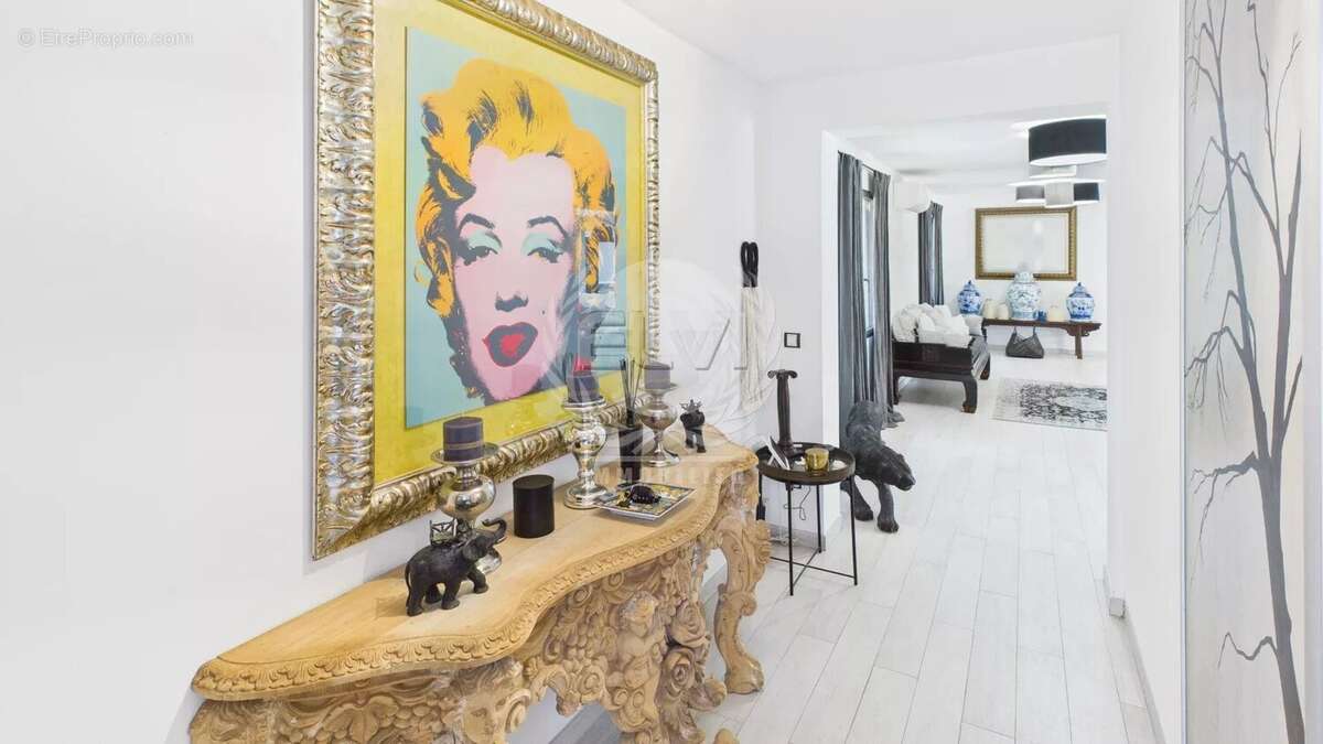 Maison à PLAN-DE-LA-TOUR