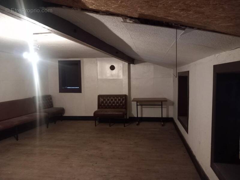 Appartement à THIERS