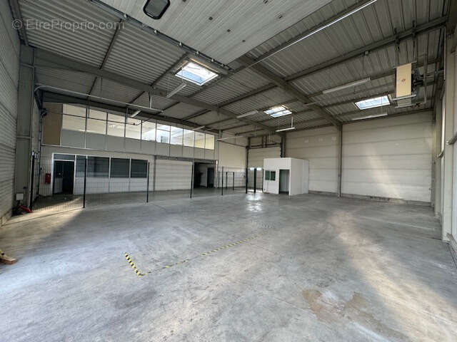 Commerce à WITTENHEIM