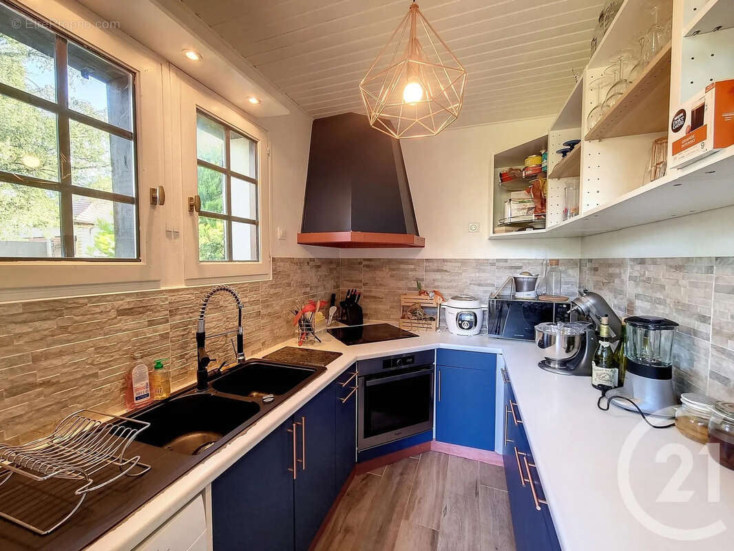 Maison 95 m² à Menestreau-En-Villette  - photo 4