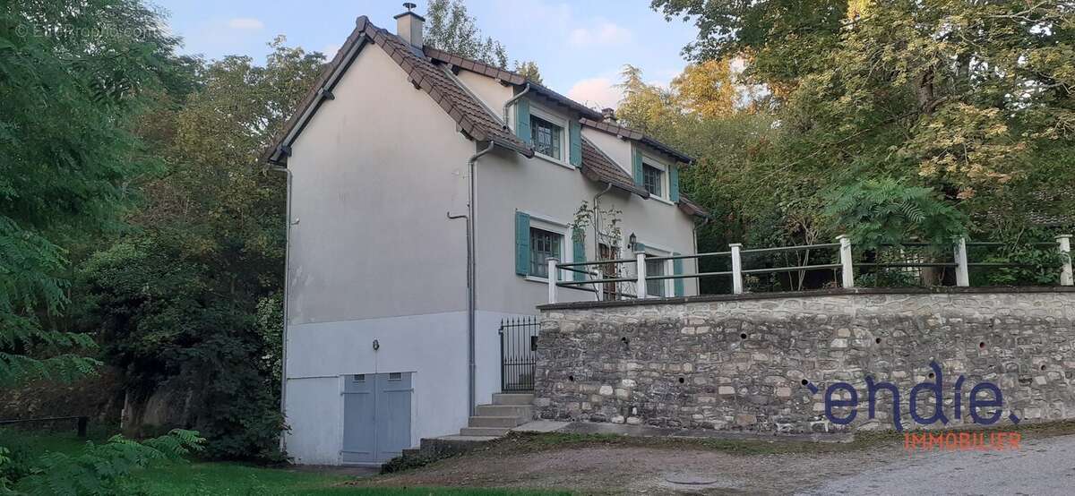 Maison à CHATEAU-SUR-ALLIER