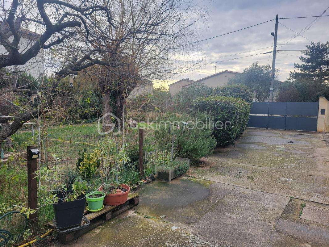 Maison à ROQUEMAURE