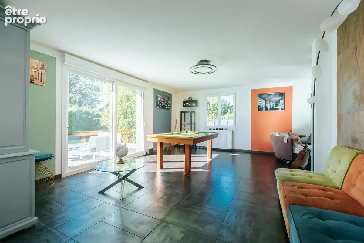 Meyrié   Maison 230m2 rénovée, 4 chambres, piscine   Gare de Bourgoin à 5 min - photo 5