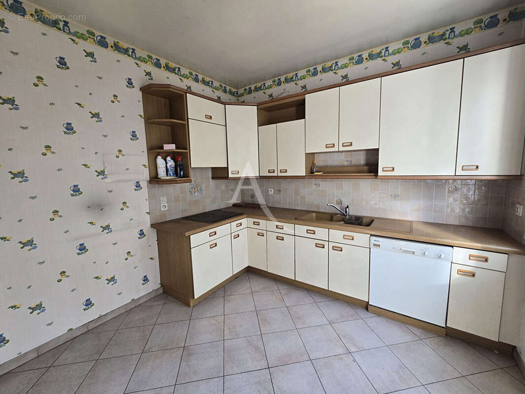 Maison à L&#039;HAY-LES-ROSES