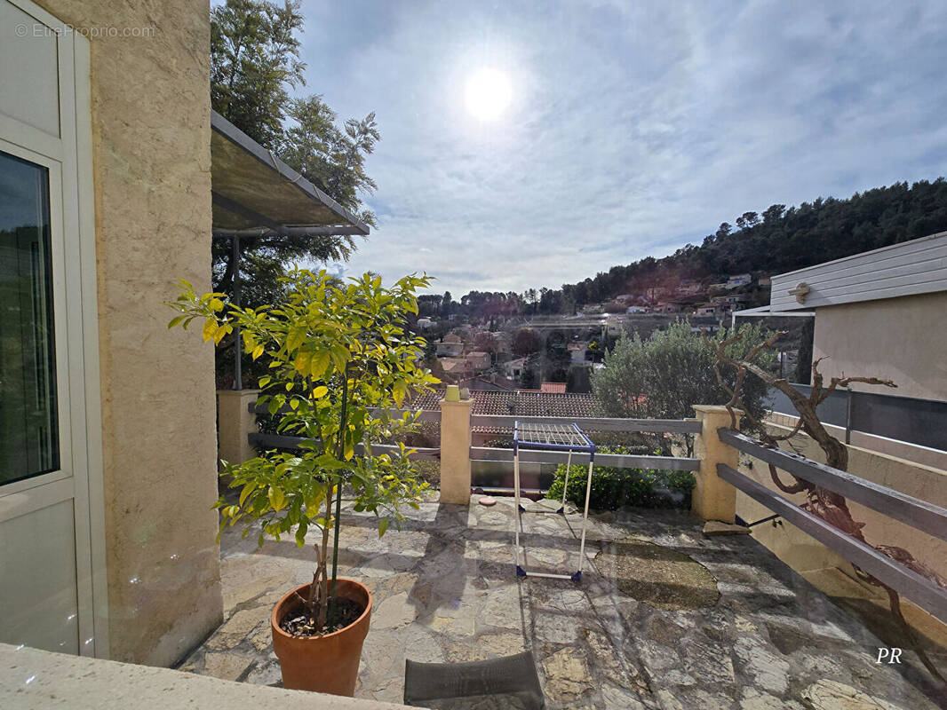 Maison à PEYPIN