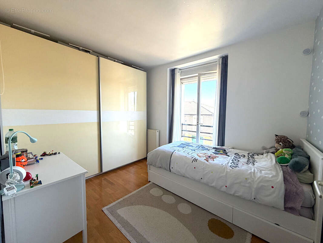 Appartement à SAINT-GRATIEN