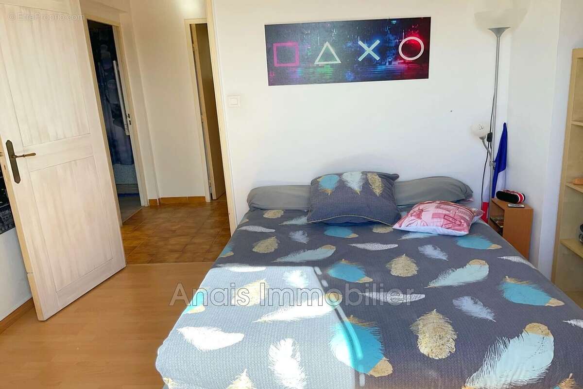 Appartement à COGOLIN