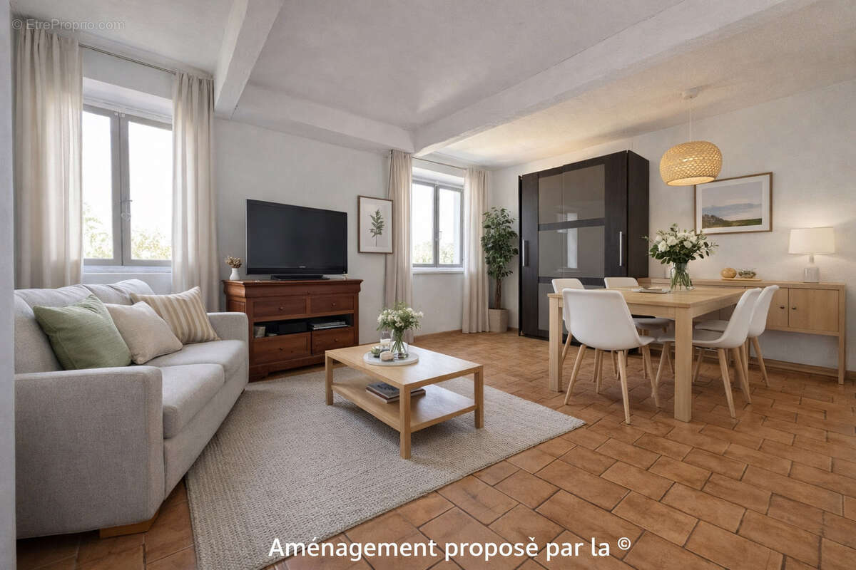 Appartement à LA COLLE-SUR-LOUP