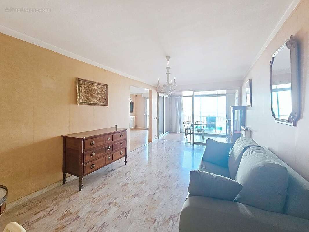 Appartement T3 91 m² avec vue quai et parking - photo 6