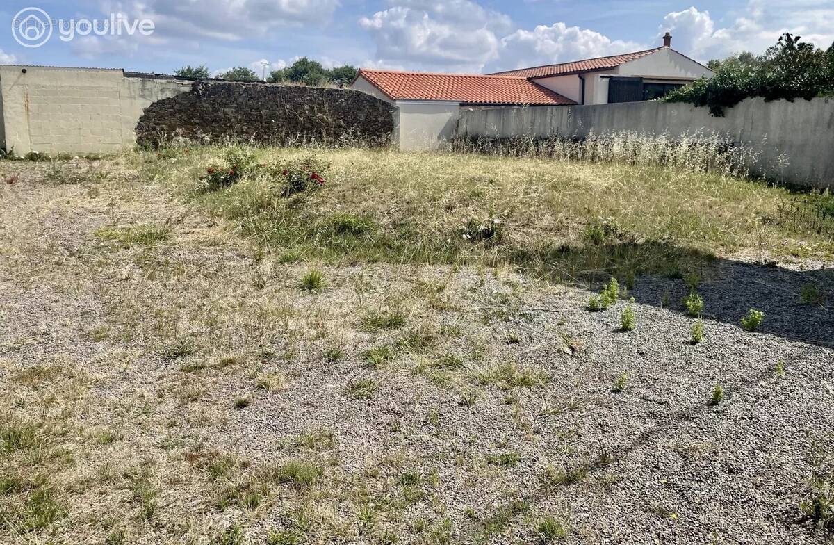 Terrain à LES SABLES-D&#039;OLONNE