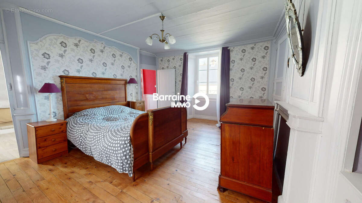 Maison à PLOUIGNEAU