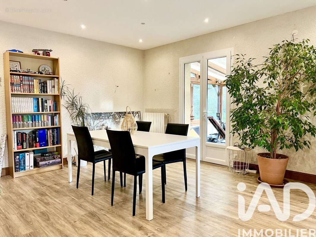 Maison 235 m² à Saint-Junien  - photo 6