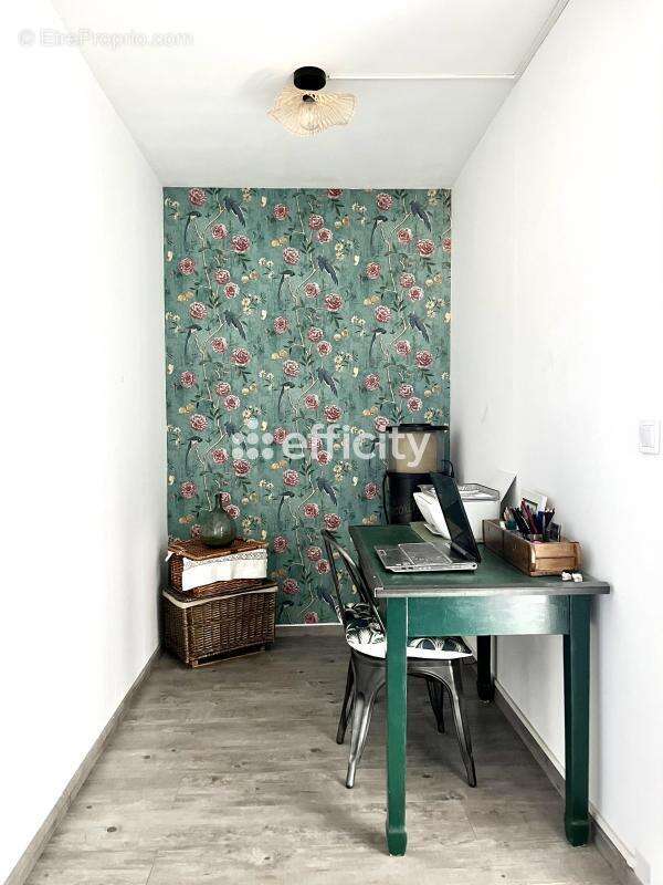 Maison à COURNONTERRAL