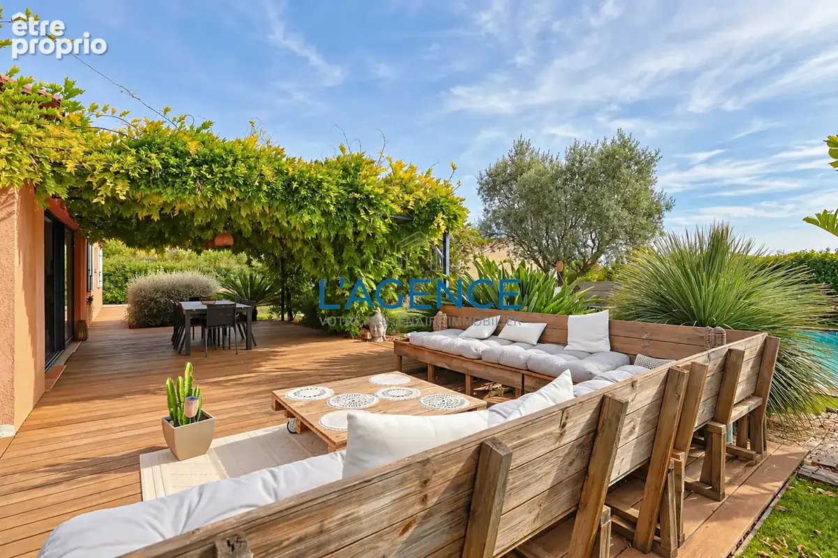 Maison 5 pièces 124 m² à vendre à Sollies-Pont (83210) - photo 3