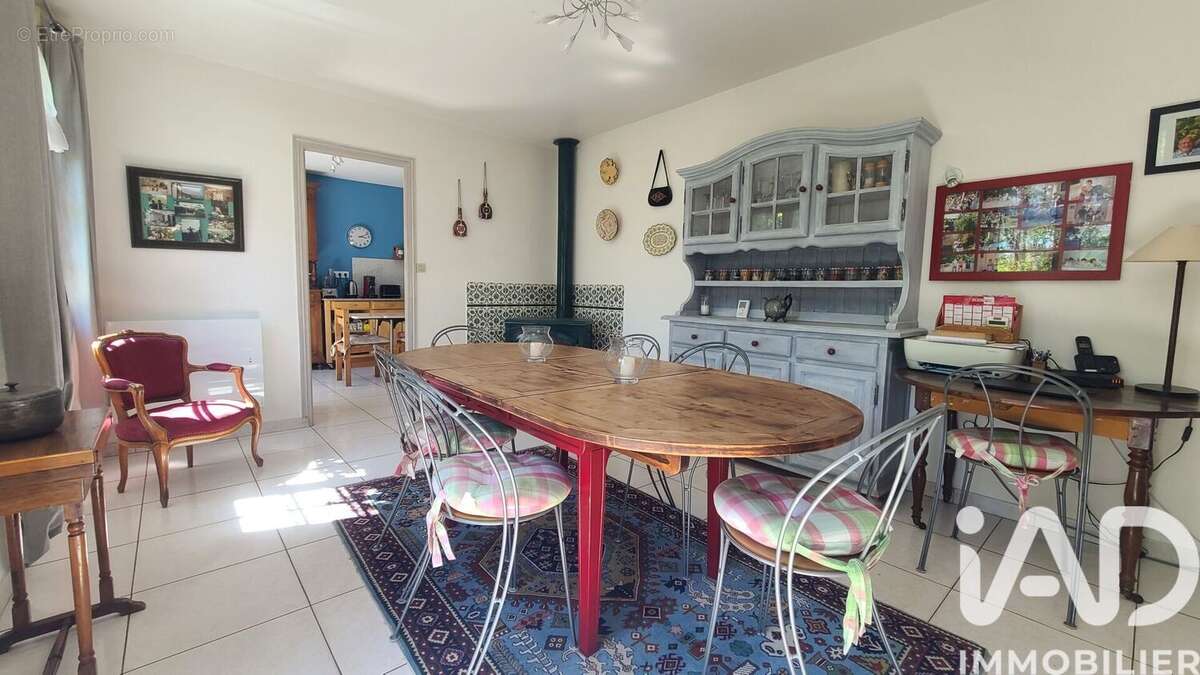 Photo 5 - Maison à LA BREILLE-LES-PINS