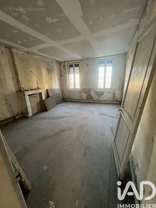 Photo 5 - Maison à BRUAY-LA-BUISSIERE