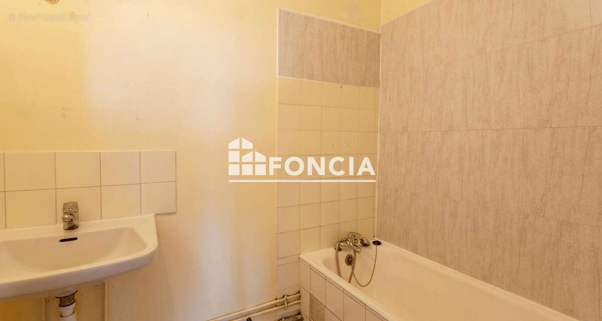 Appartement à SALON-DE-PROVENCE