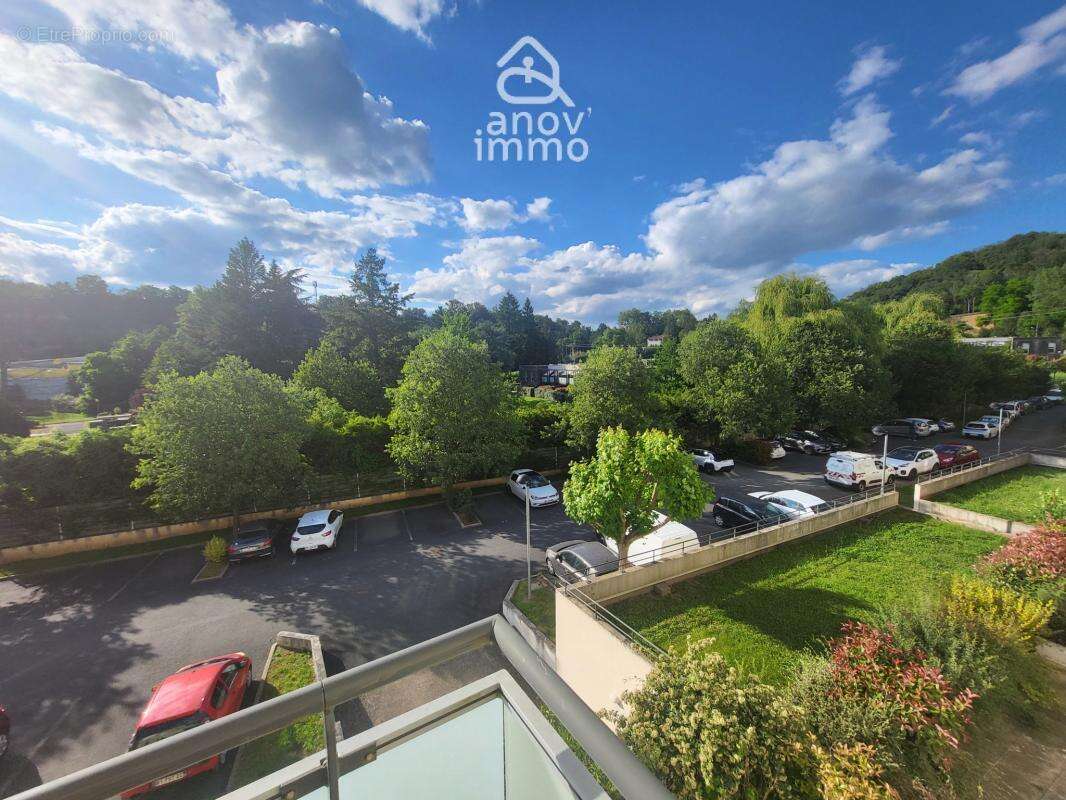 Appartement à NEUVILLE-SUR-SAONE