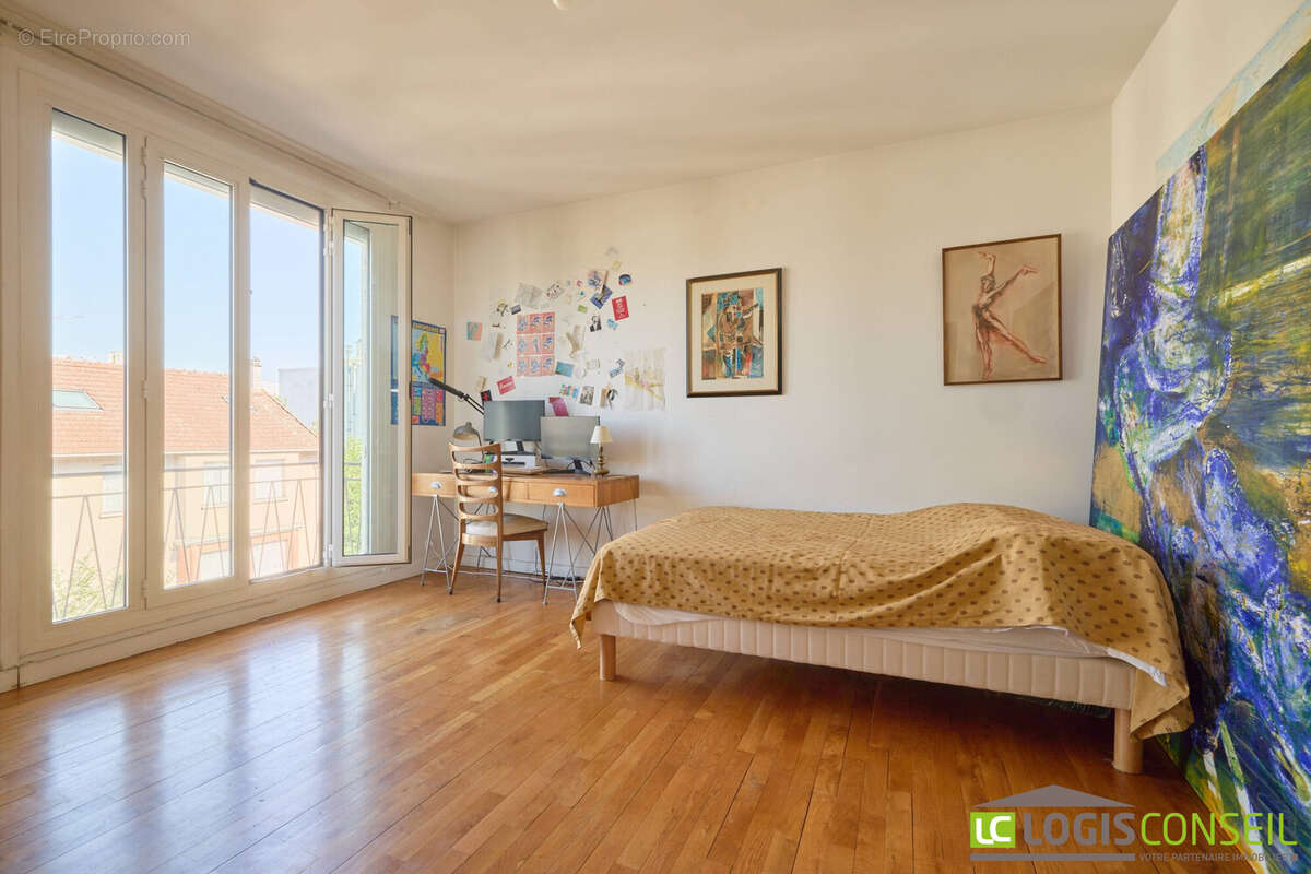 Appartement à BOURG-LA-REINE