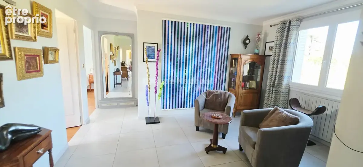 Maison rénovée de 150m² + Appartement de 45m² - photo 7