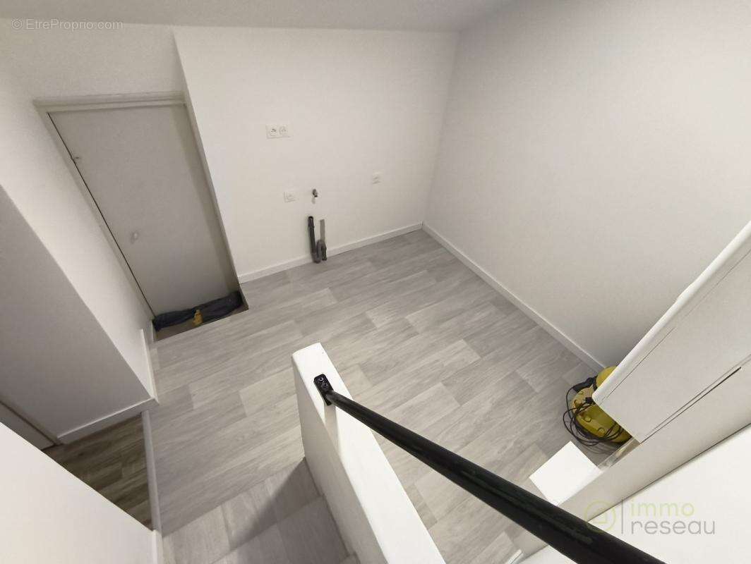 Maison 85 m² à Sains-Du-Nord  - photo 6