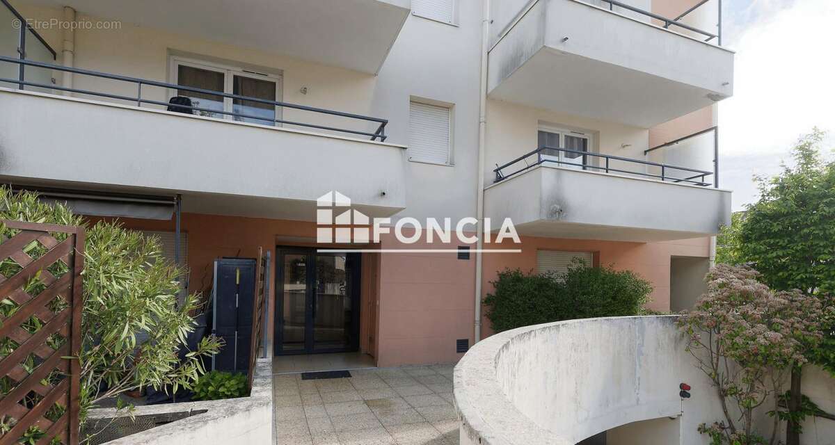 Appartement à CORBEIL-ESSONNES