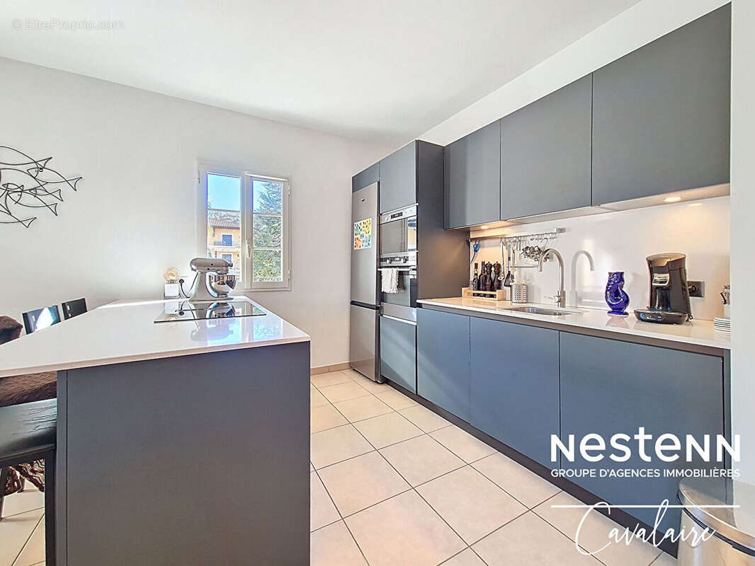 Appartement à LA CROIX-VALMER