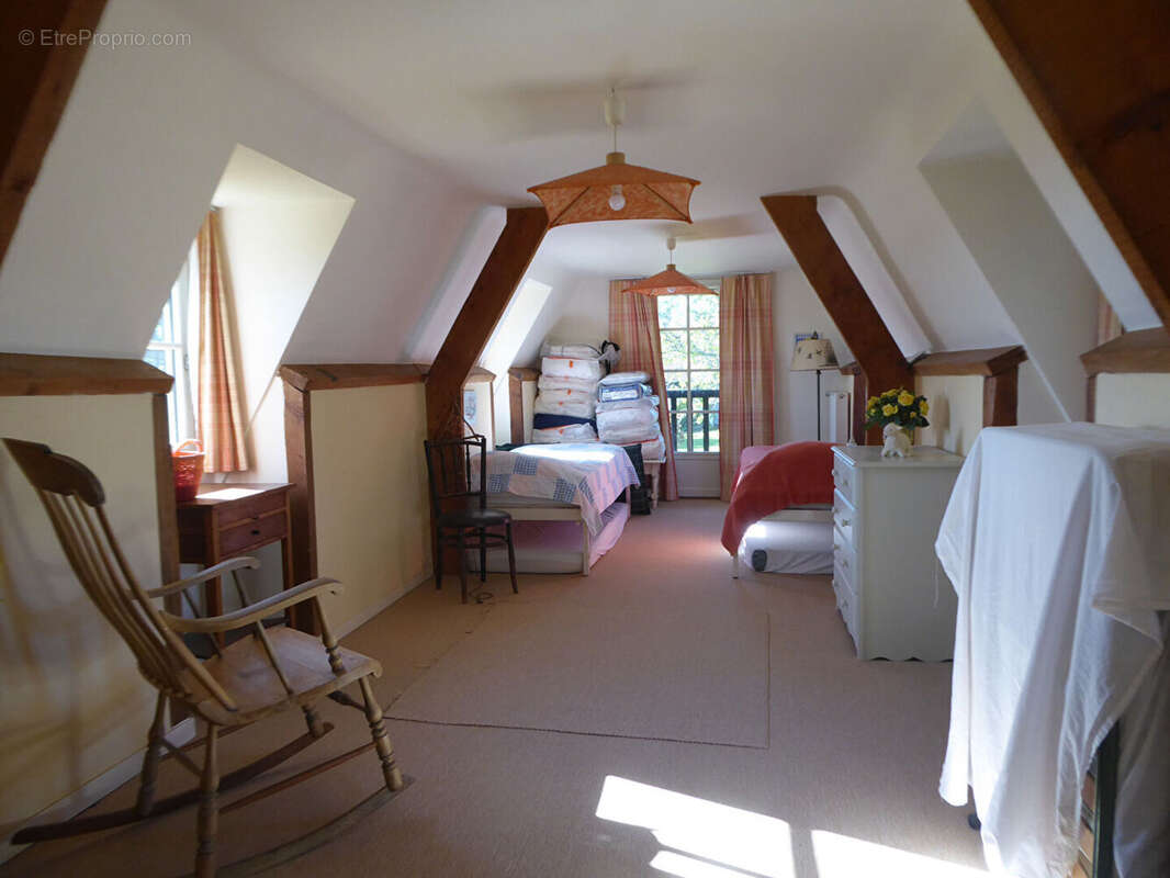 Maison à PONT-L&#039;EVEQUE