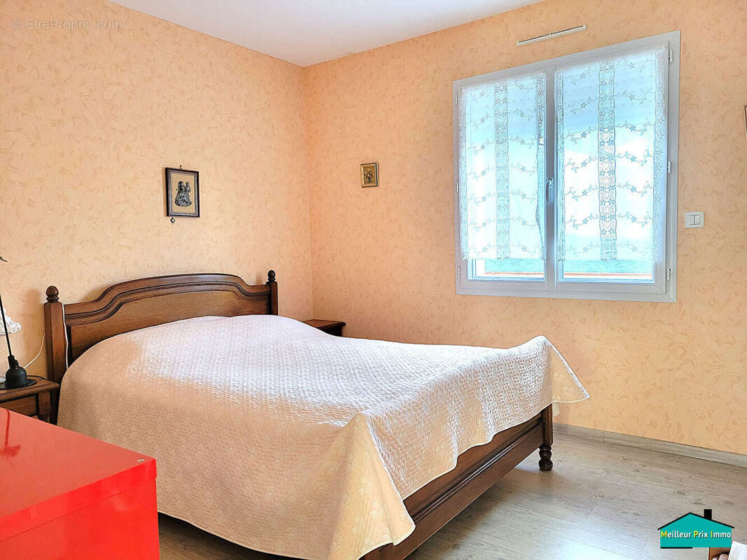 MACHECOUL SAINT MEME Maison plain-pied 2 chambres - photo 5