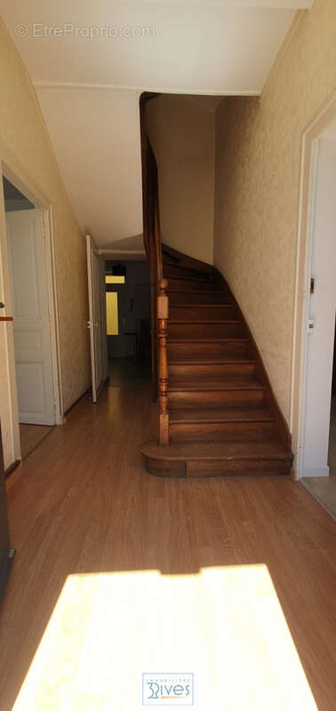Maison ancienne centre ville - photo 2
