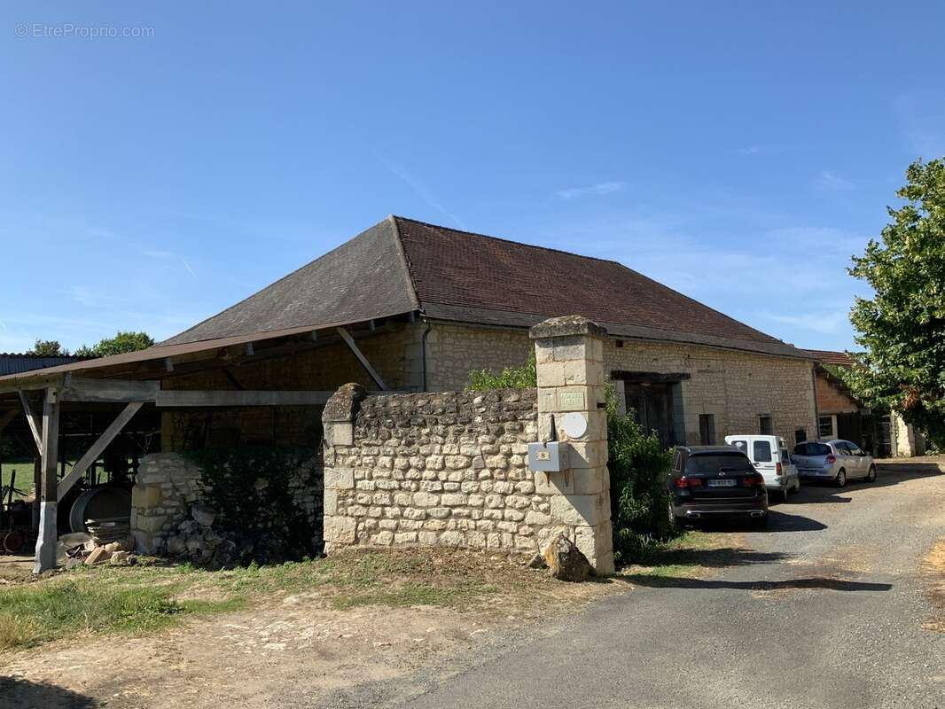 Maison à SAINT-SAUVEUR