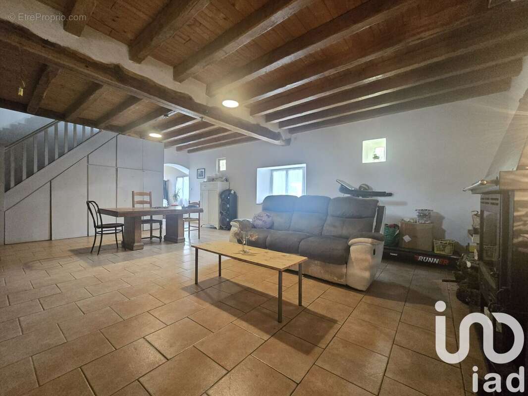 Maison 92 m² à Male  - photo 4