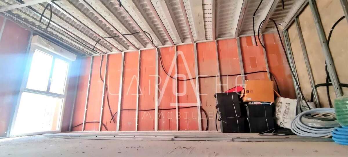 Maison à SAINT-CYPRIEN