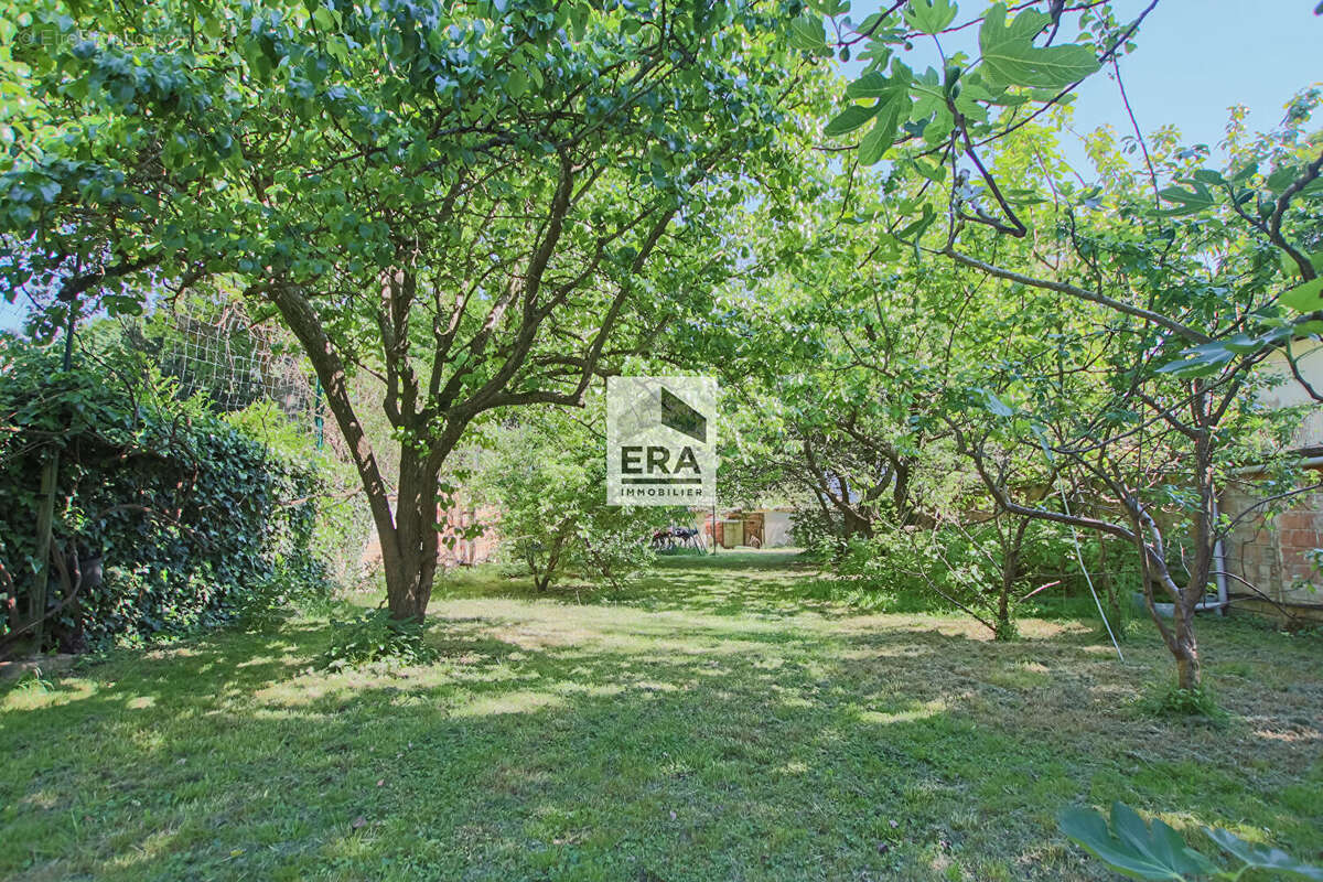 Maison à VITRY-SUR-SEINE