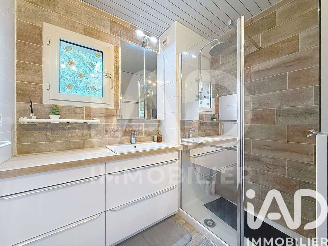 Photo 9 - Appartement à MARSEILLE-11E