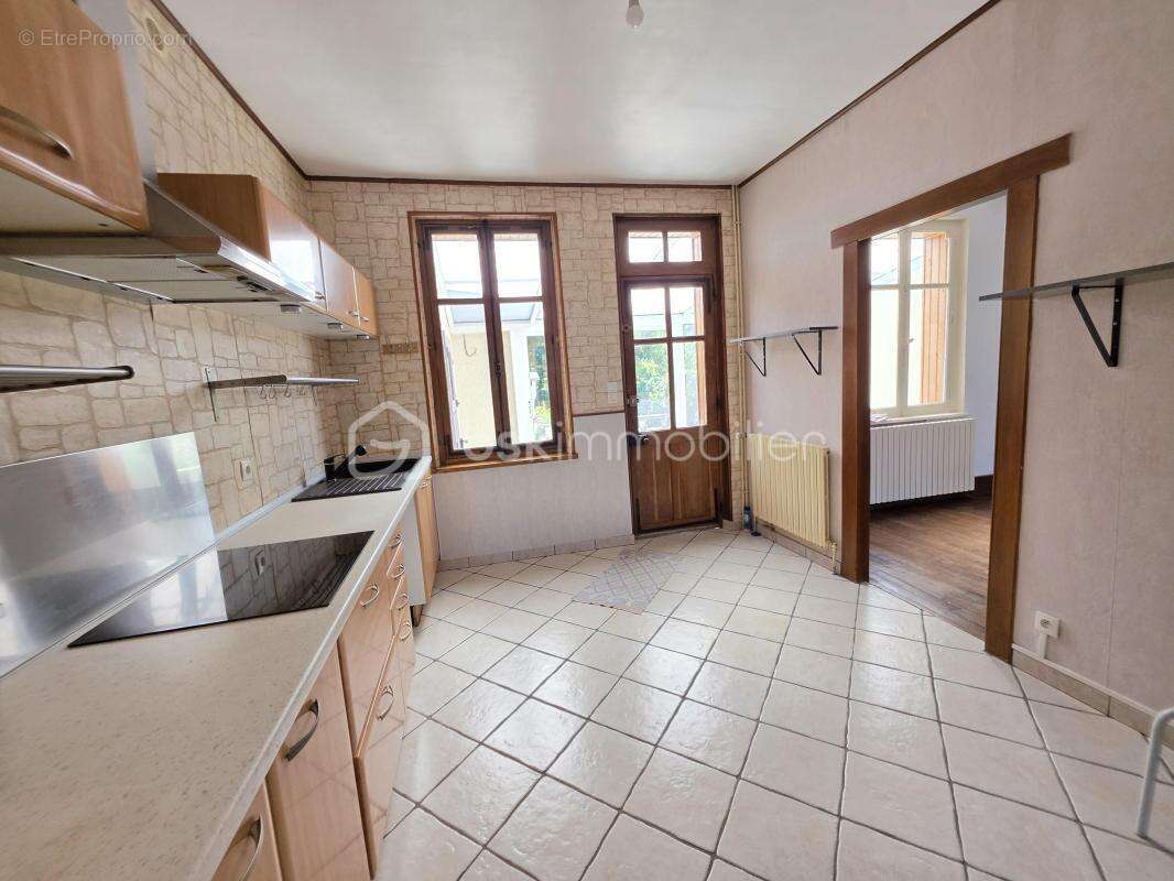 Maison à TERGNIER