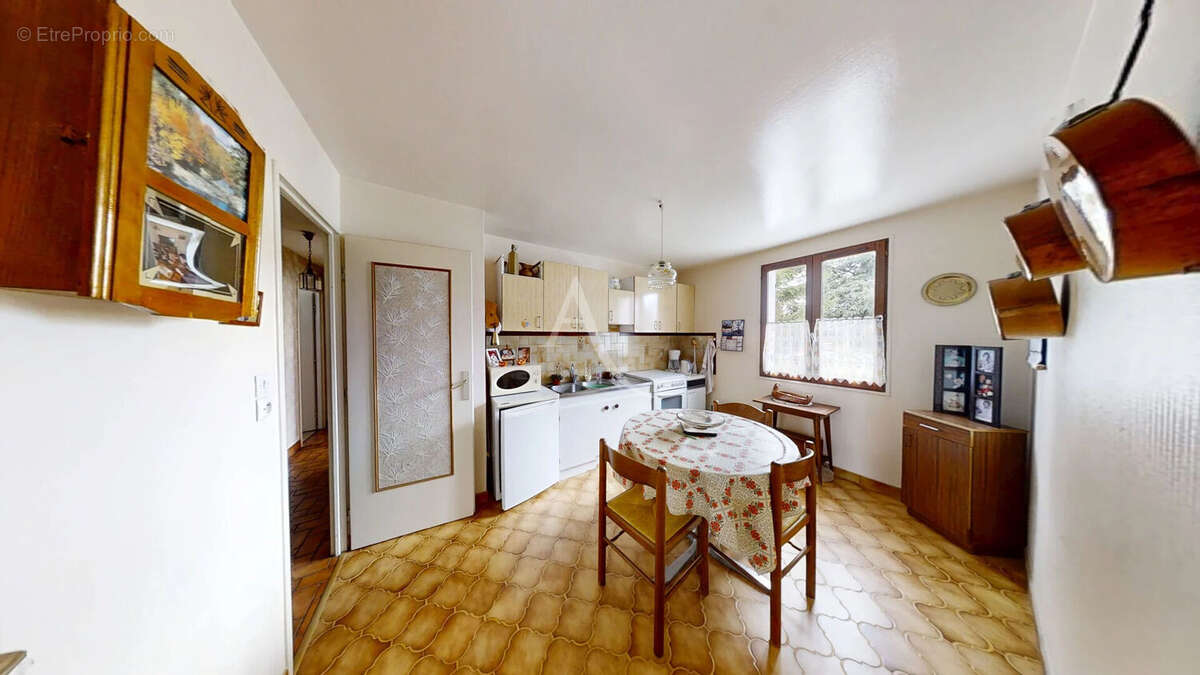 Maison de plain-pied, Neuville-Aux-Bois ( 45 ) - photo 4