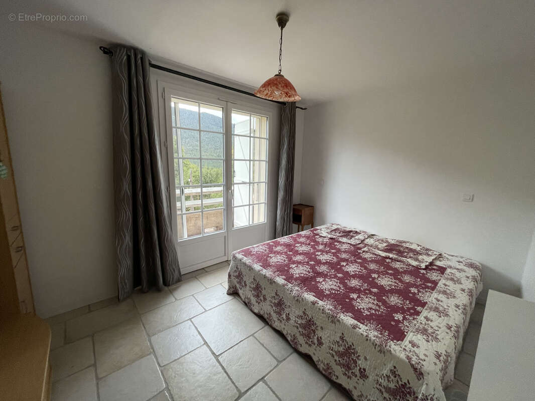 Maison à VALDEROURE