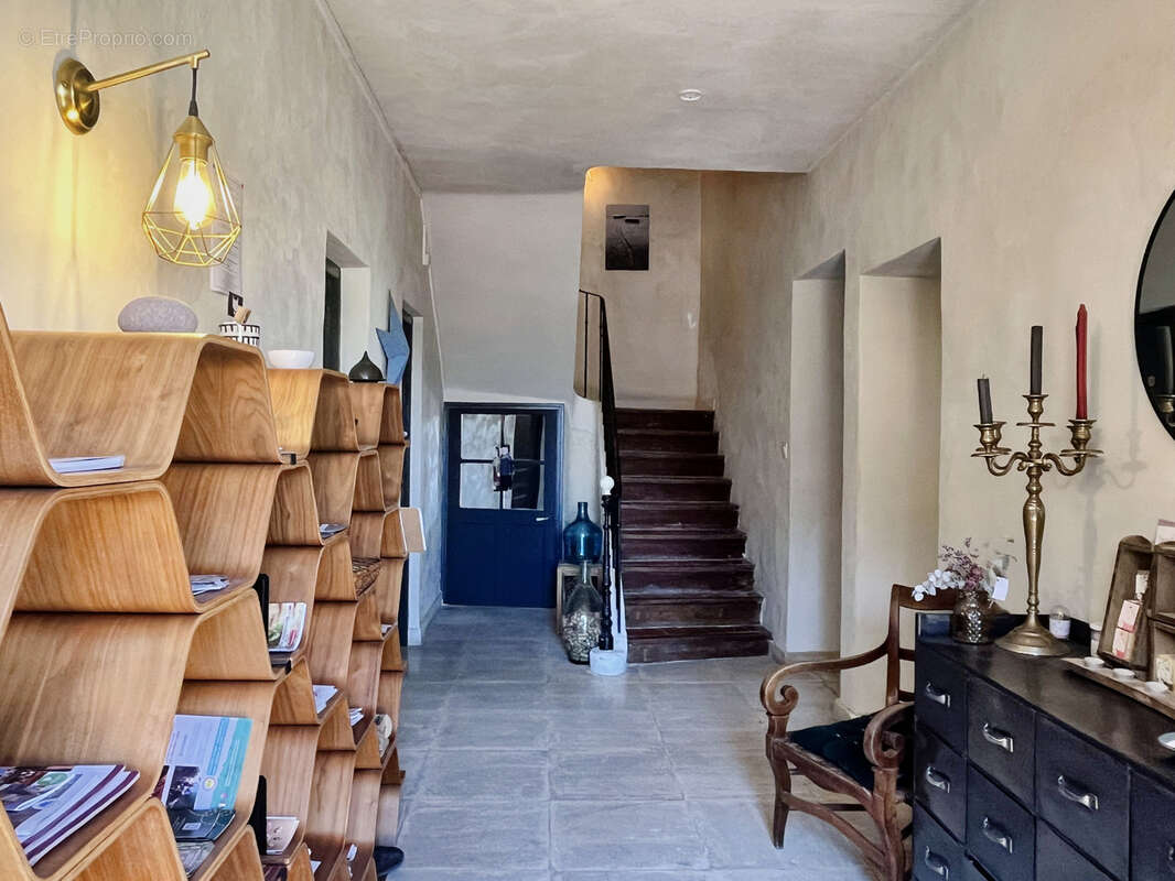 Propriete 315 m2 - photo 5
