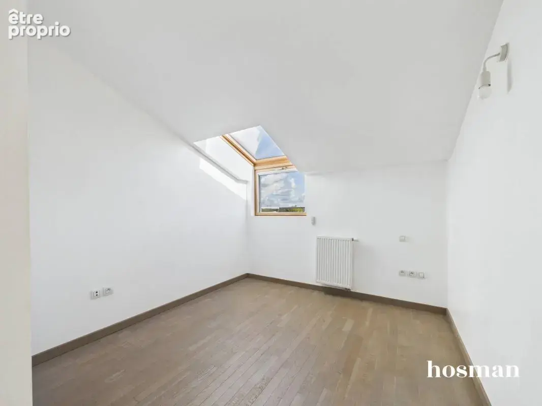 Dernier étage 4 pièces 91 m² avec terrasse panoramique de 100 m² et parking - Rue Yves Montand à Bègles - photo 11
