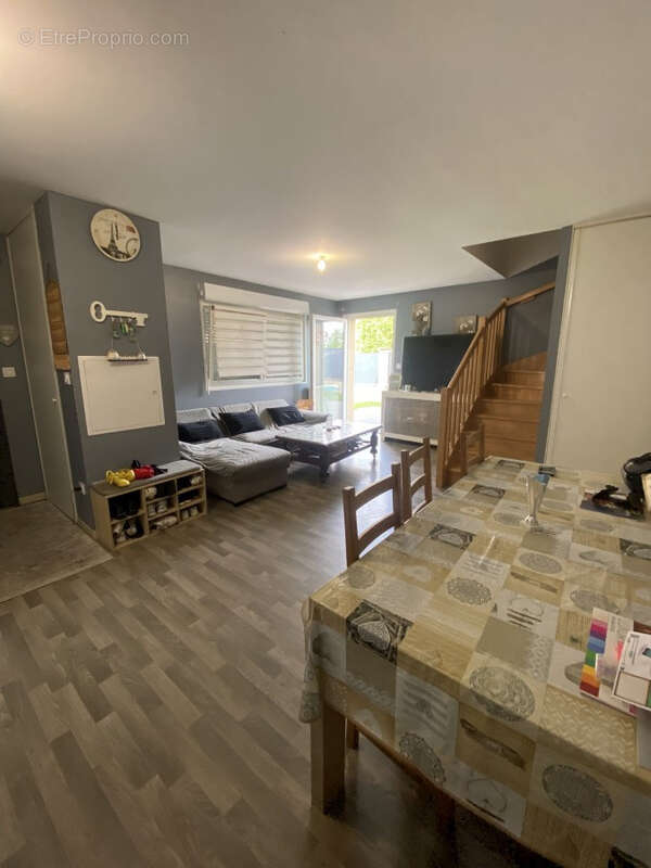 AUDINCOURT- Maison récente 95 m2 avec 4 chambres, garage et jardin - photo 3