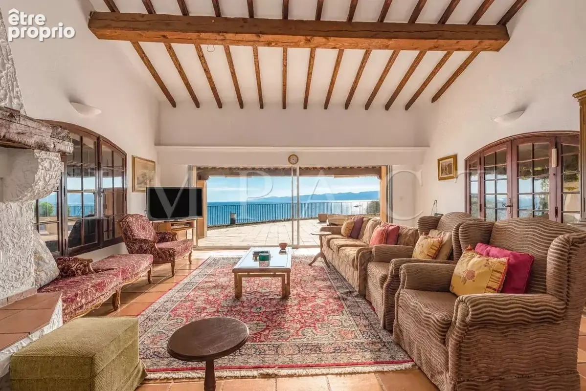 Théoule-sur-Mer – Villa à rénover face à la mer - photo 17