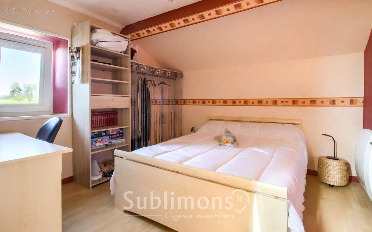 Maison à SAINT-MEEN-LE-GRAND