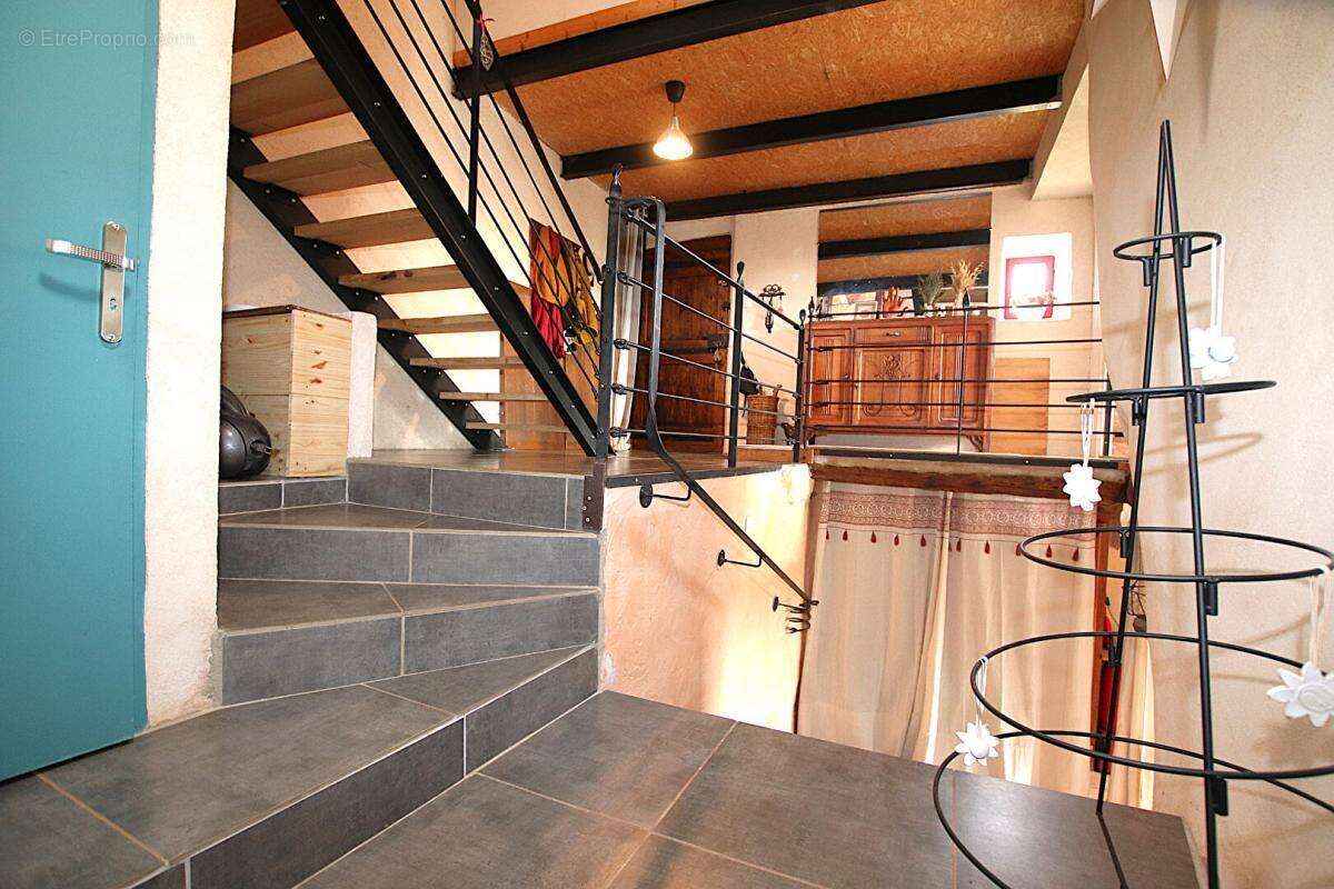 Maison à SAINT-AFFRIQUE