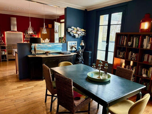 Appartement à MARNES-LA-COQUETTE