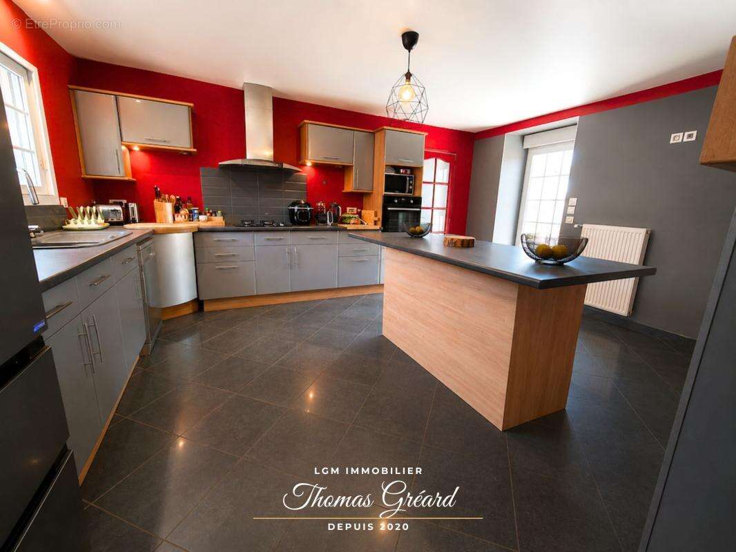 Longère rénovée 175 m² avec 4 chambres, grange et DPE B - Secteur Binas - 20 min de Châteaudun - photo 4