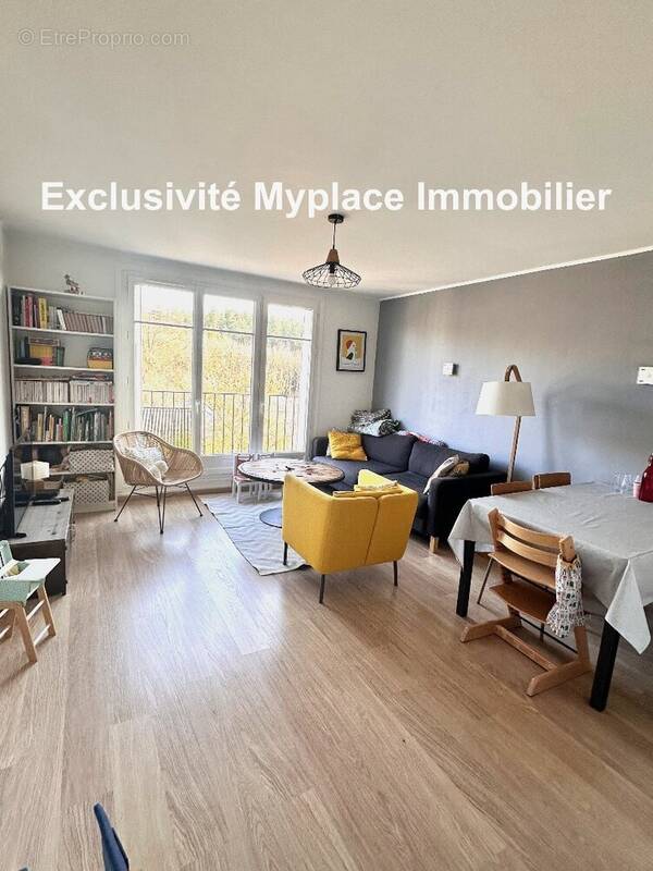 Appartement à VERSAILLES