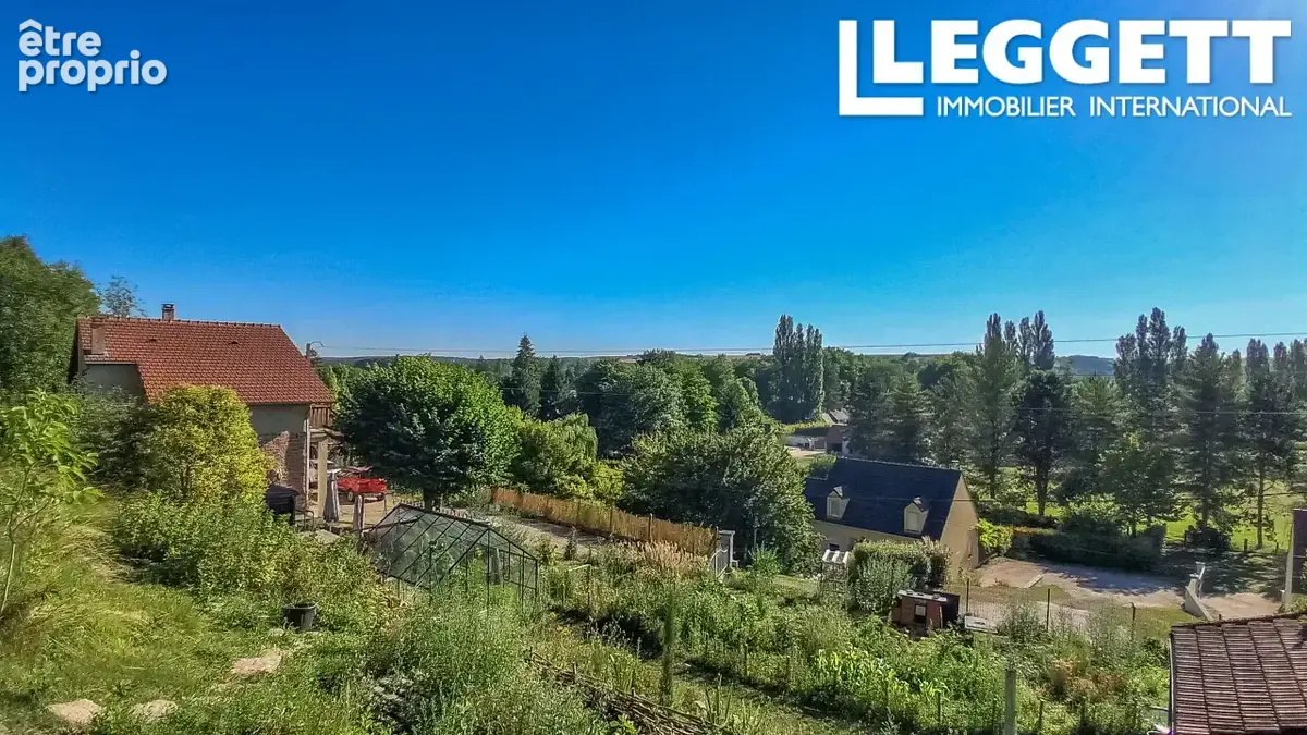 Maison de caractère avec piscine, vue vallée et esprit campagne chic - photo 9
