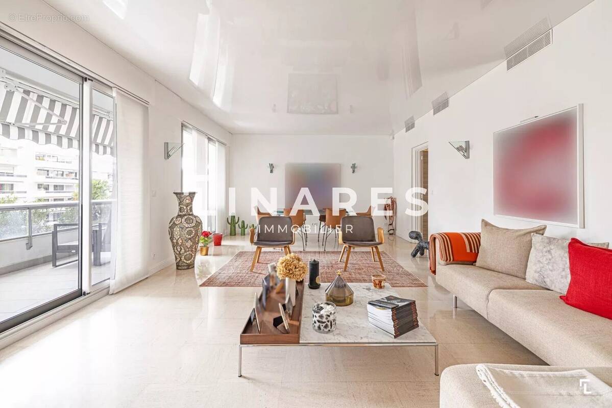 Appartement à MARSEILLE-8E